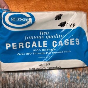 Vintage Gibson Percale White Pillow Cases new Made in USA